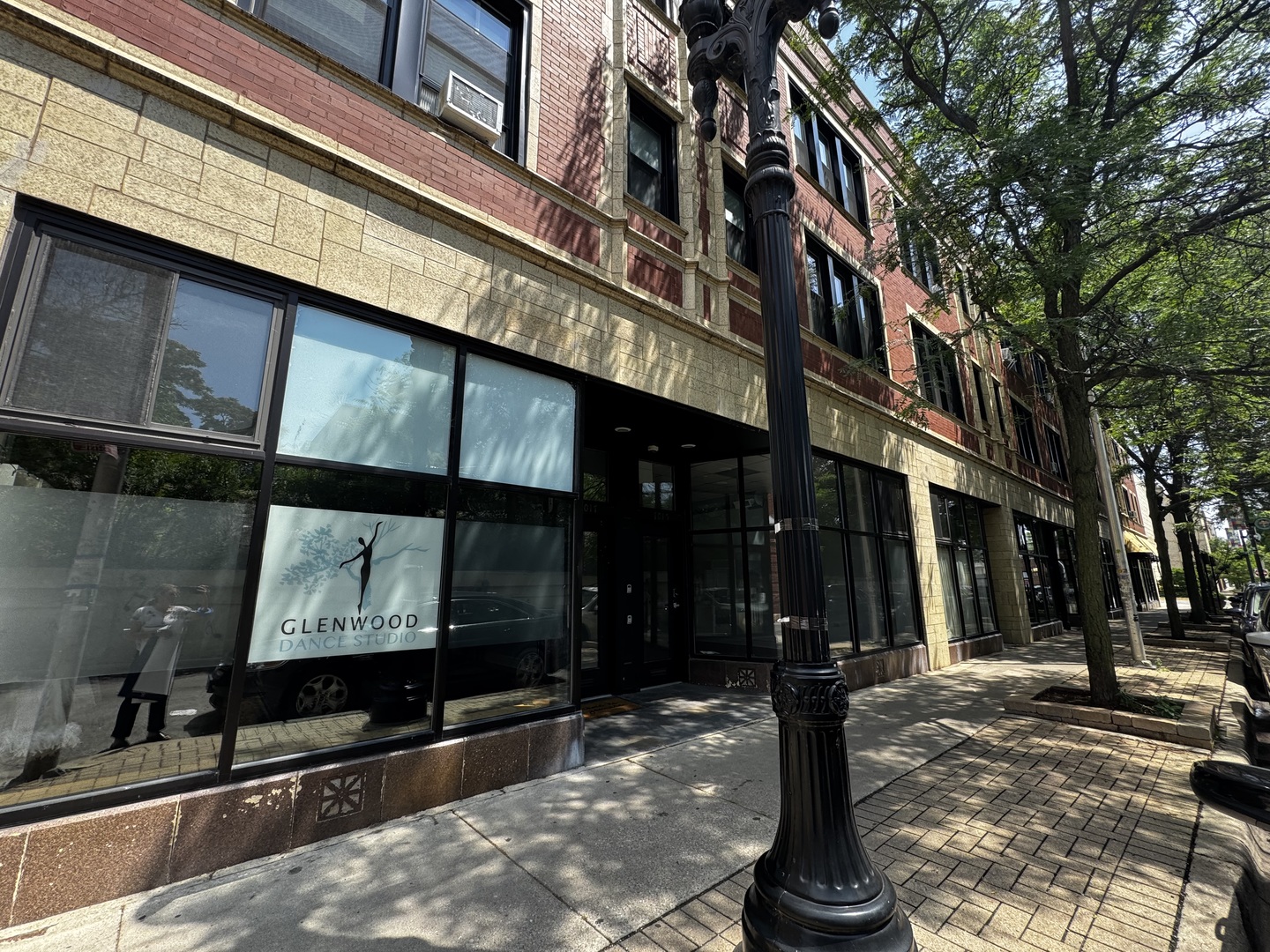 7005 North Glenwood Avenue Chicago IL 60626