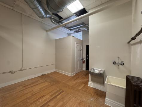 7005 North Glenwood Avenue Chicago IL 60626