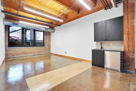 1806 West Cuyler Avenue Chicago IL 60613