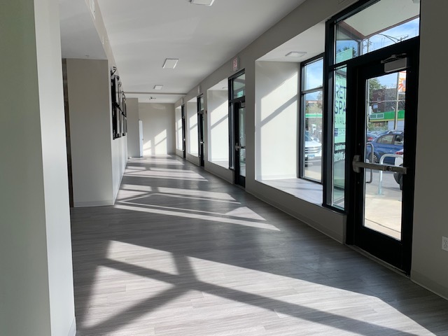 62 East 47th Street Chicago IL 60653