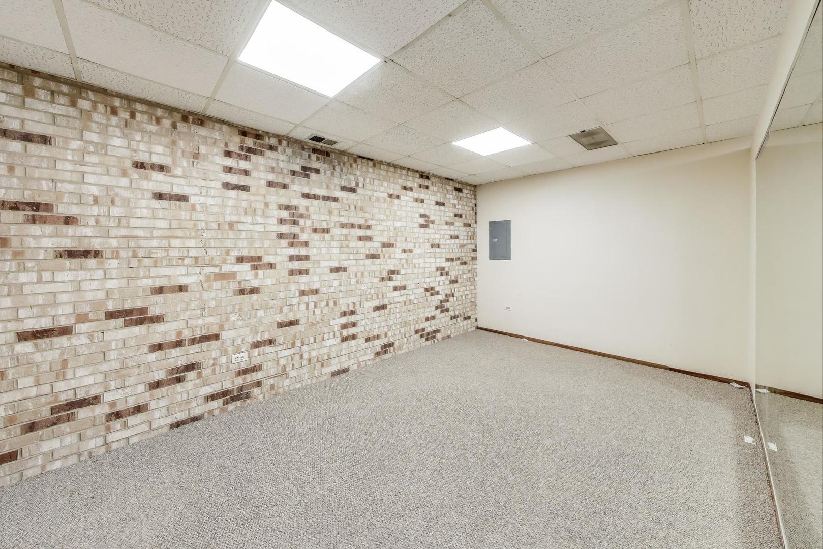 3439 Grand Avenue Brookfield IL 60513