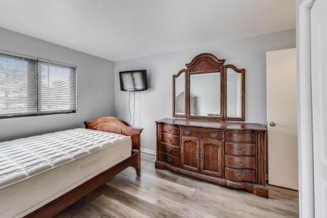 3439 Grand Avenue Brookfield IL 60513