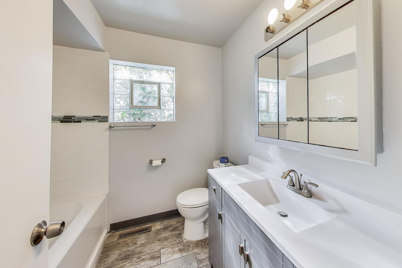 3439 Grand Avenue Brookfield IL 60513