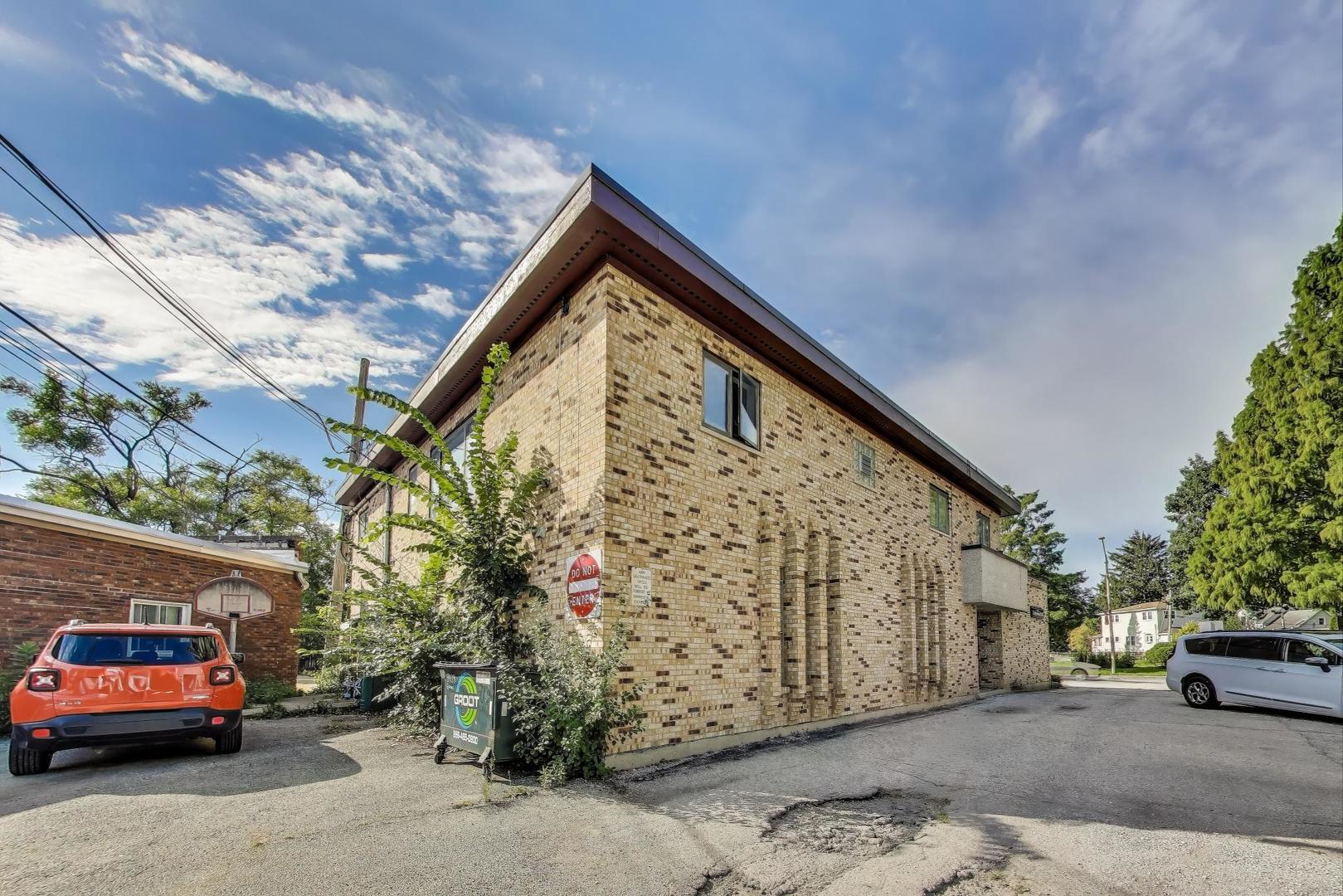 3439 Grand Avenue Brookfield IL 60513