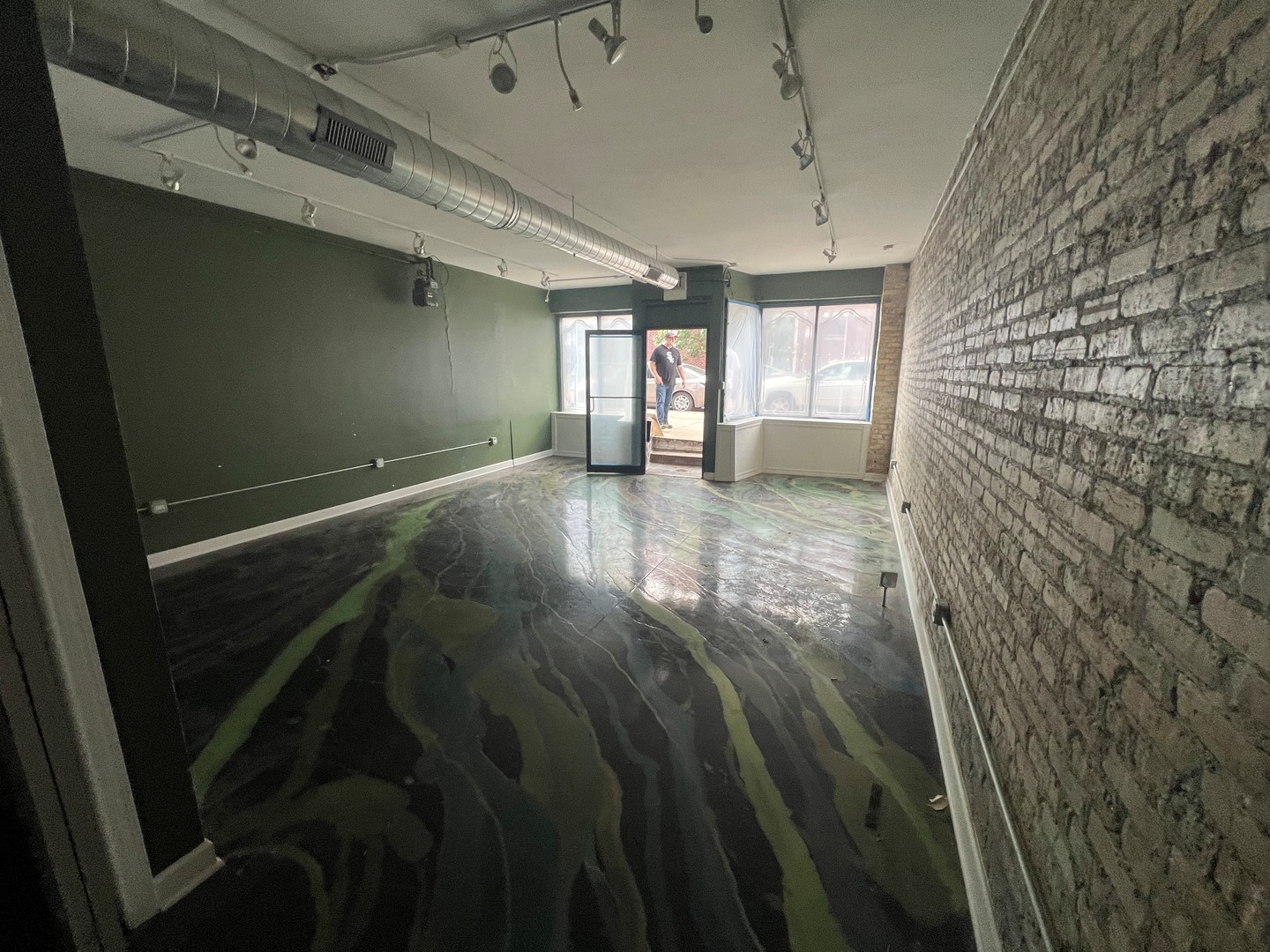 5632-52 North Clark Street Chicago IL 60660