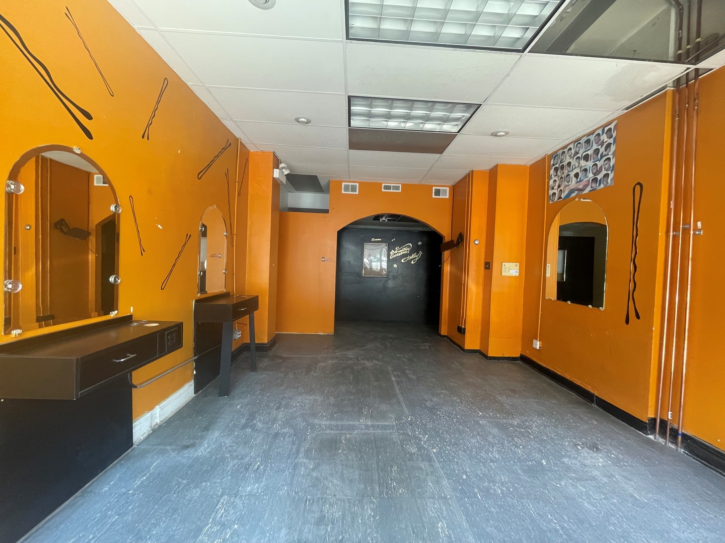 5632-52 North Clark Street Chicago IL 60660