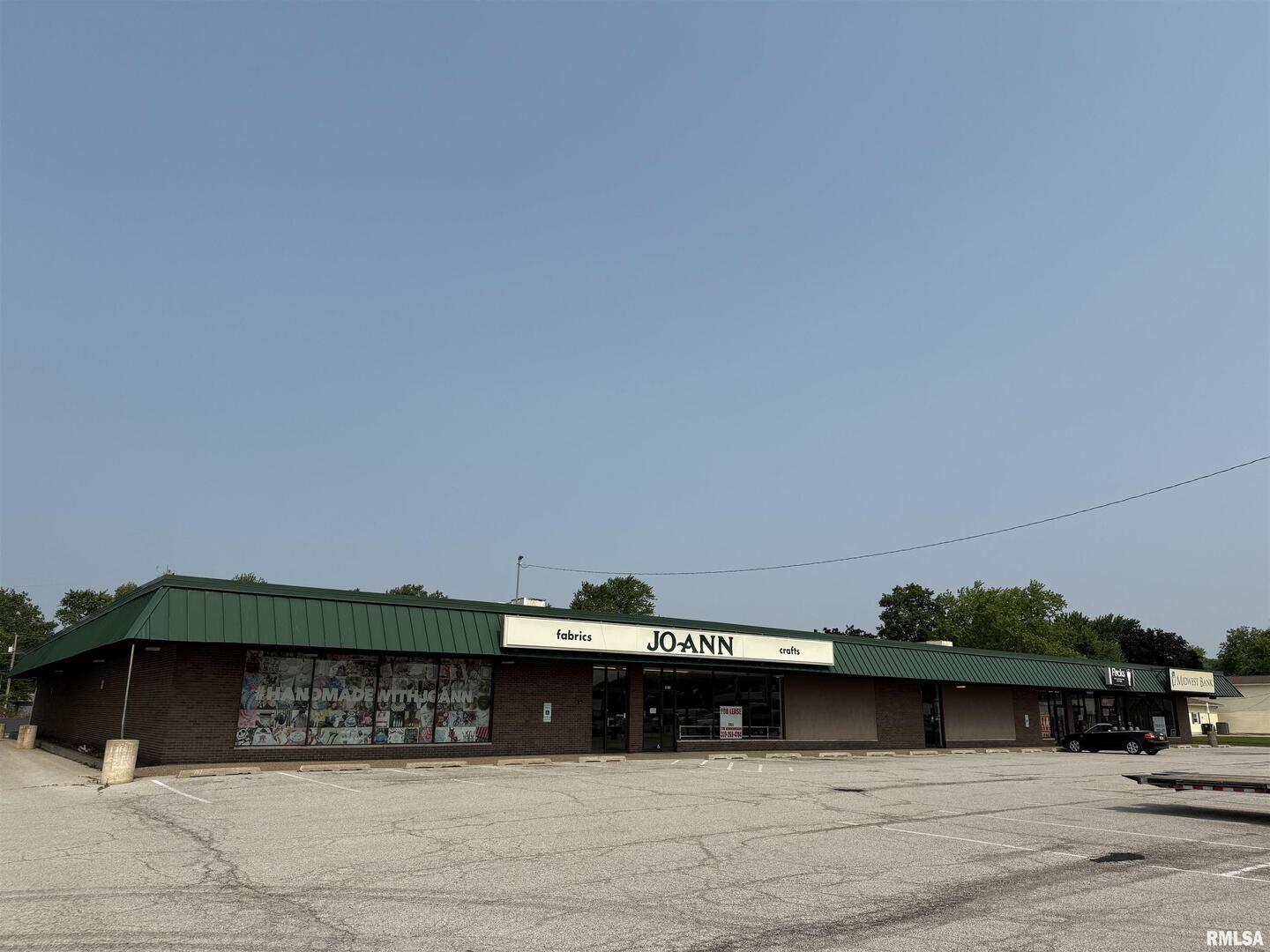3911 16TH Street Moline IL 61265