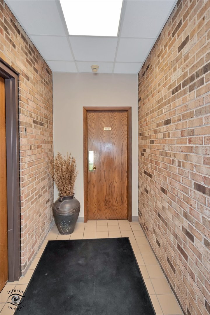 501 West Ogden Avenue Hinsdale IL 60521