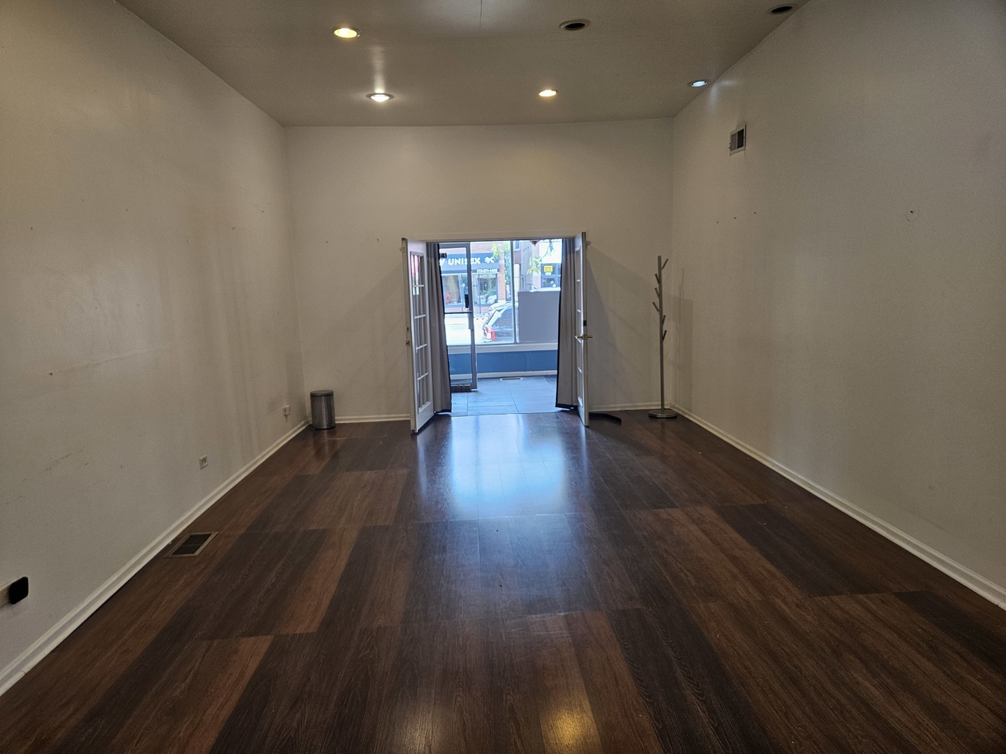 4541 North Western Avenue Chicago IL 60625