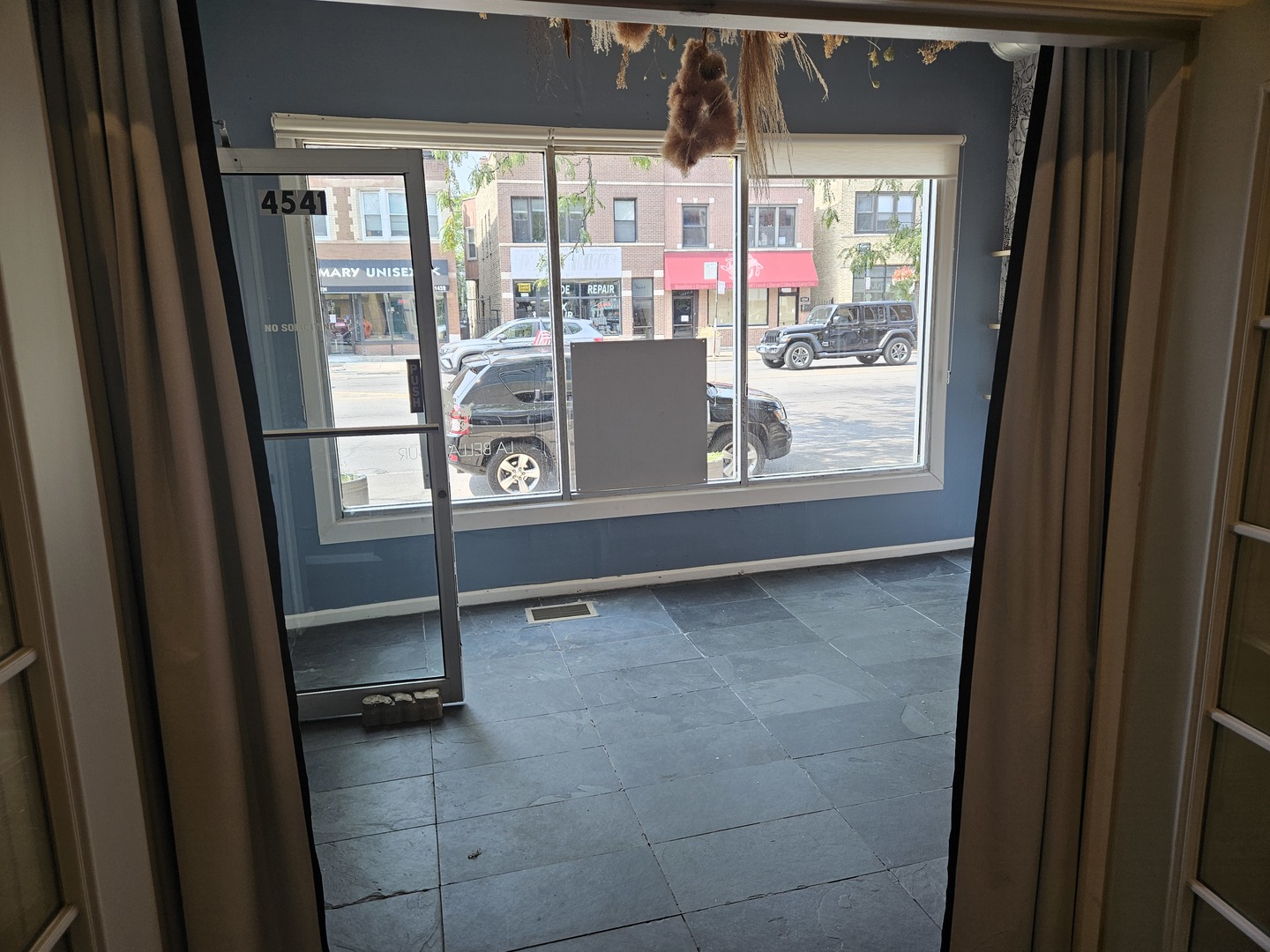 4541 North Western Avenue Chicago IL 60625
