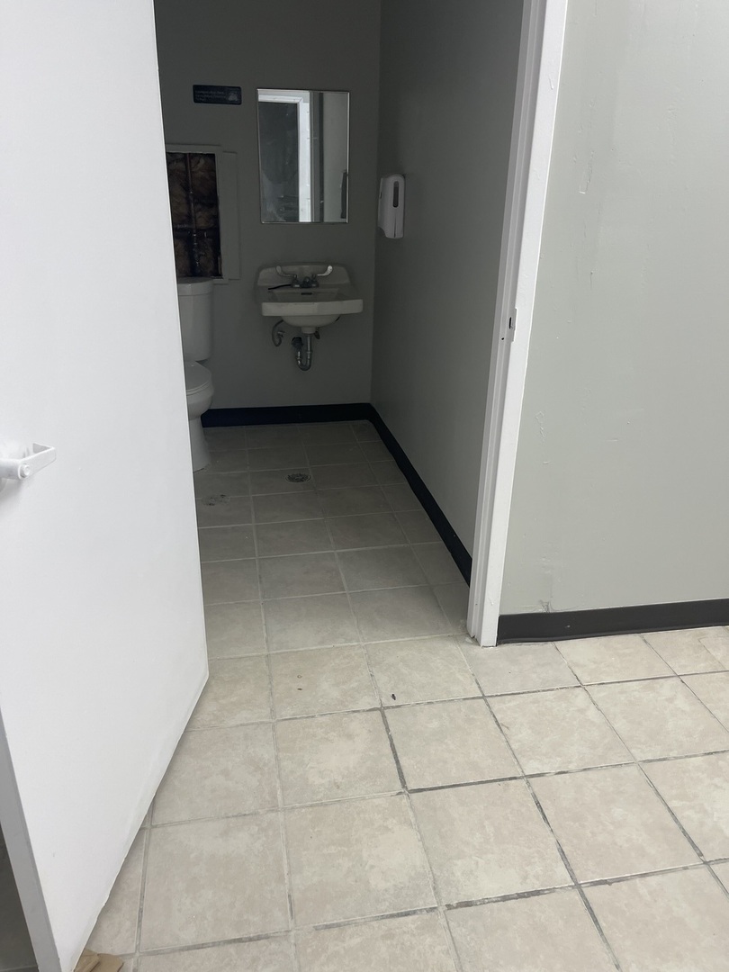 749 South Cicero Avenue Chicago IL 60644