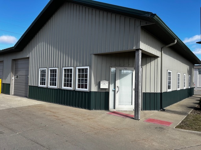 706 Bloomington Road Champaign IL 61821