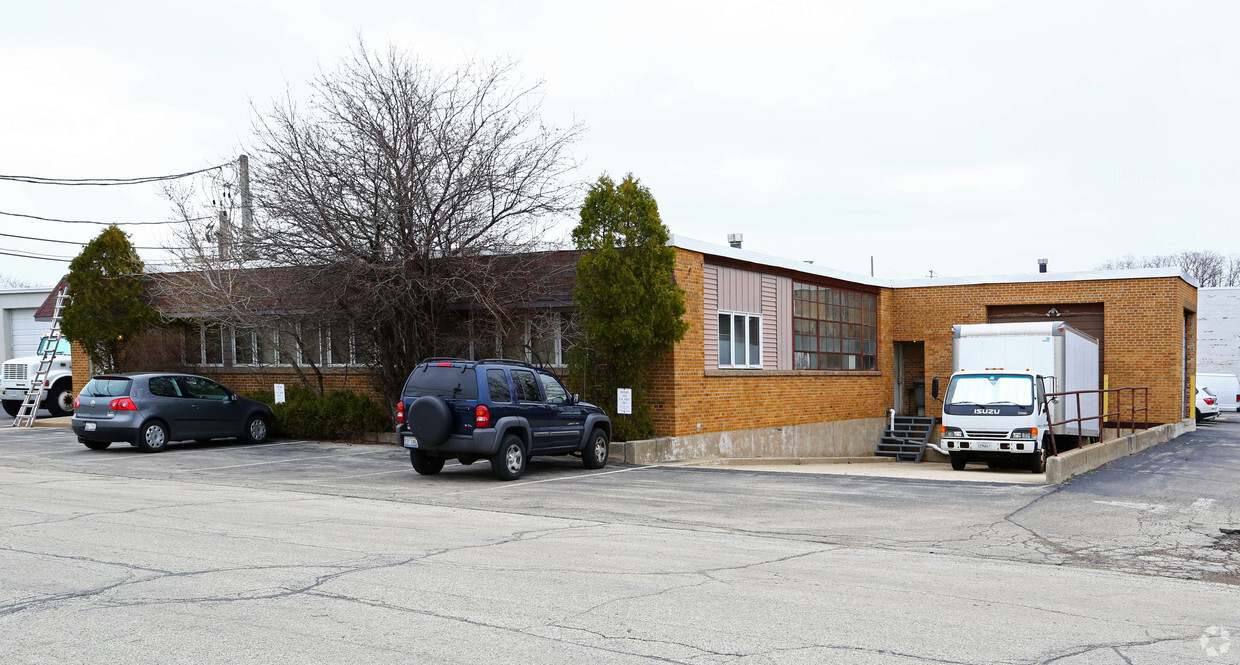 9 Mary Street Des Plaines IL 60016