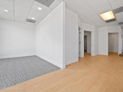 5365 West Devon Avenue Chicago IL 60646