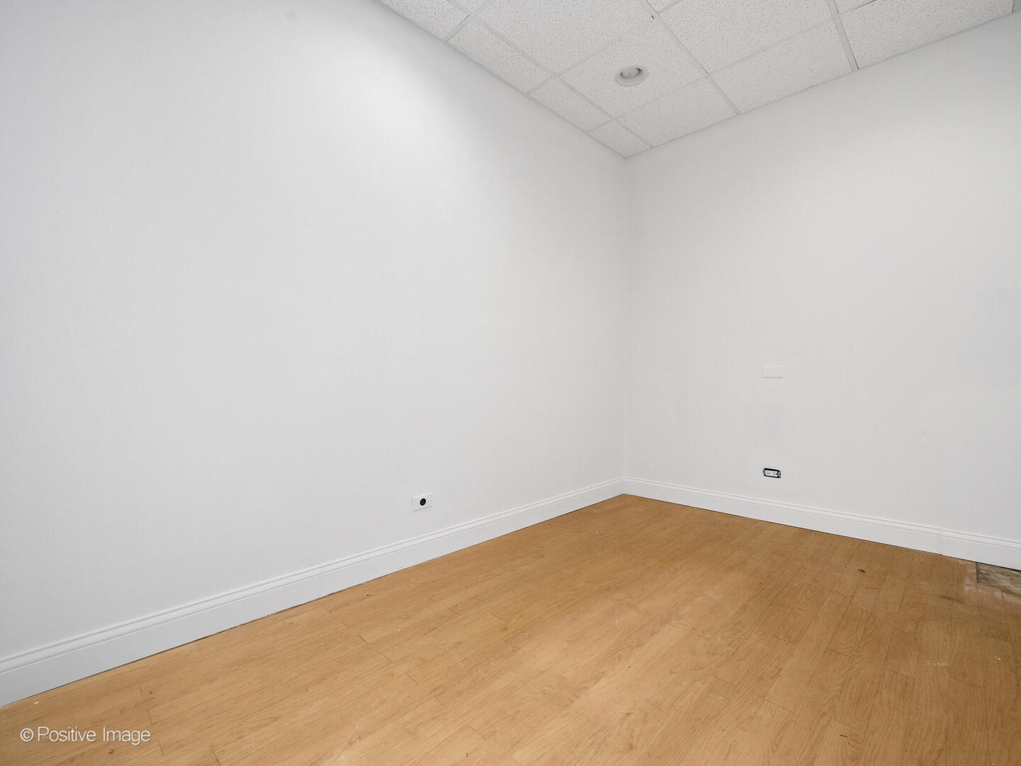 5365 West Devon Avenue Chicago IL 60646