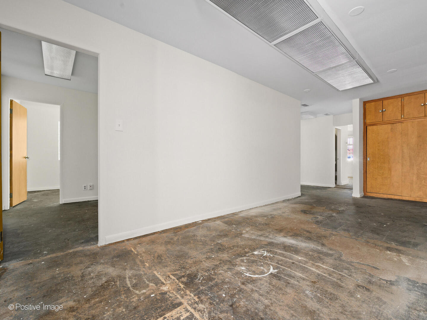 5365 West Devon Avenue Chicago IL 60646