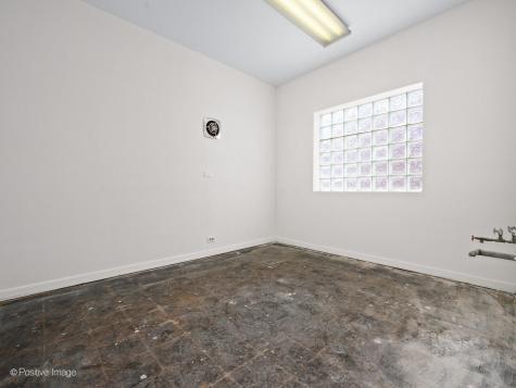 5365 West Devon Avenue Chicago IL 60646