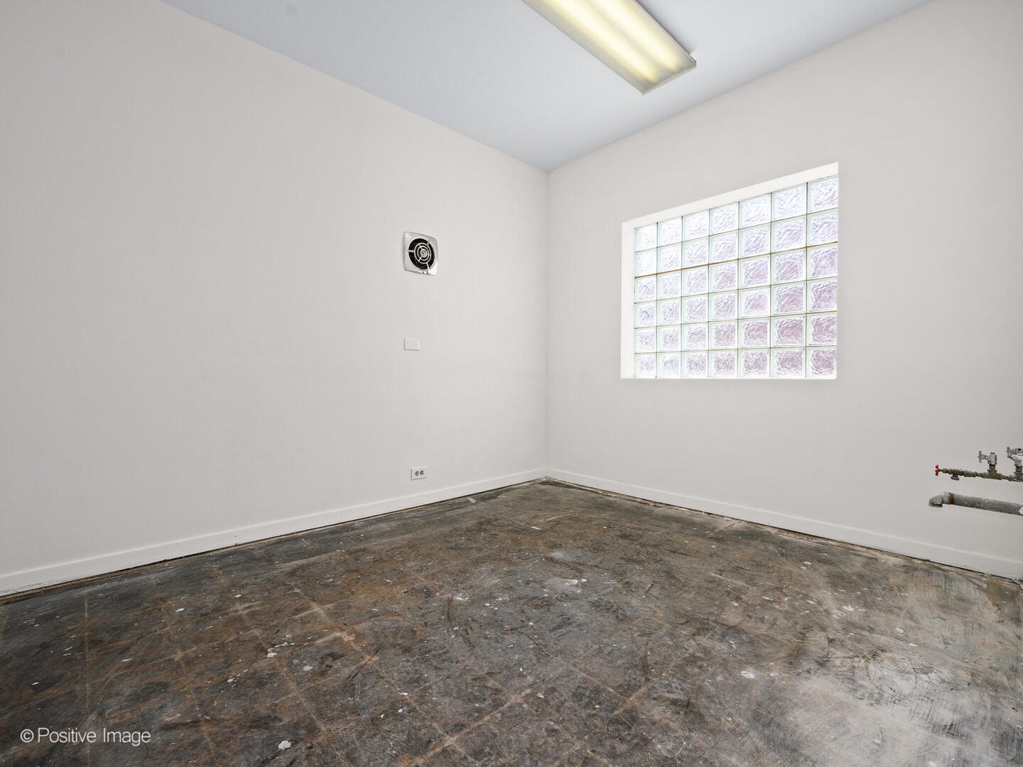 5365 West Devon Avenue Chicago IL 60646