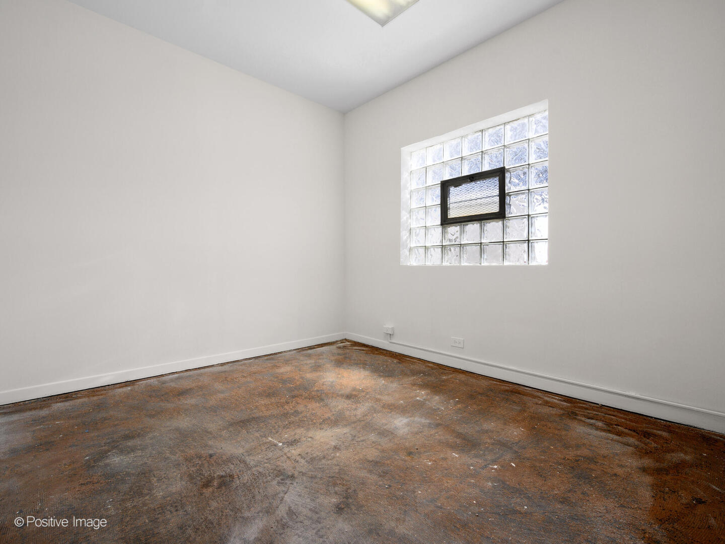 5365 West Devon Avenue Chicago IL 60646