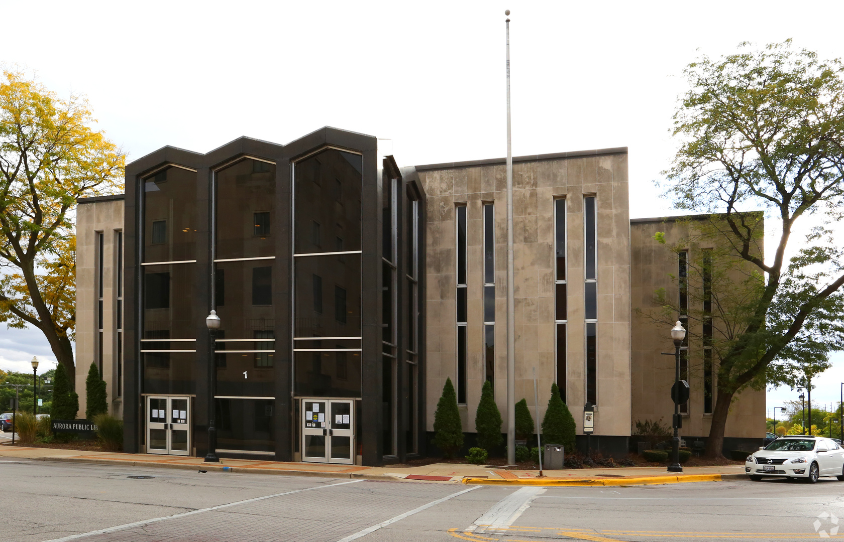1 East Benton Street Aurora IL 60505