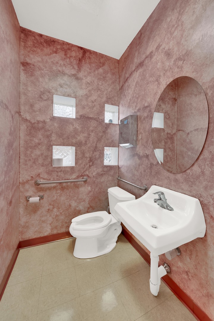 4424 West 63rd Street Chicago IL 60629