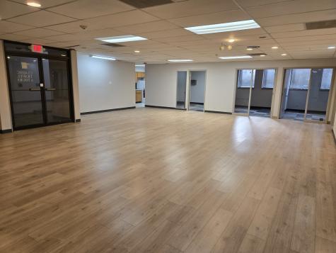 261 East Lake Street Bloomingdale IL 60108