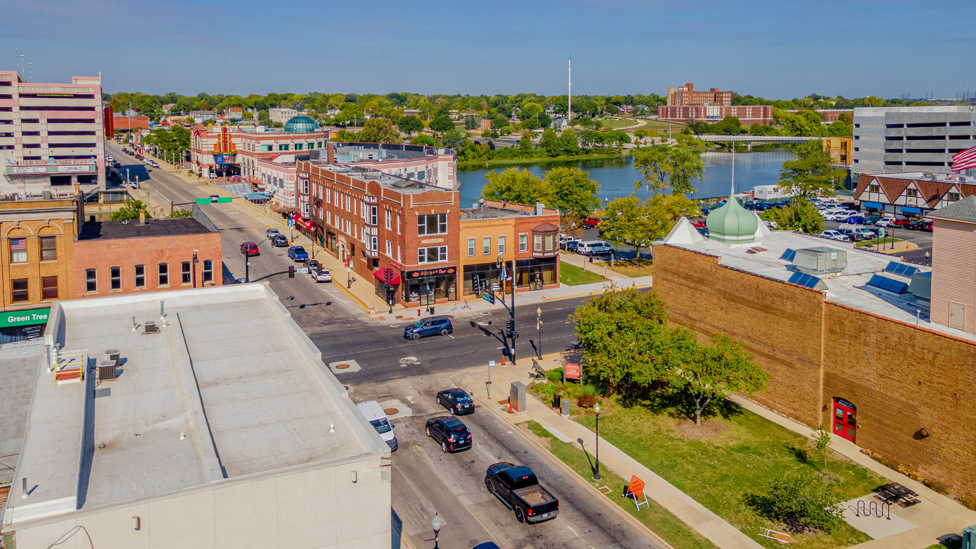 50 North Broadway Avenue Aurora IL 60505