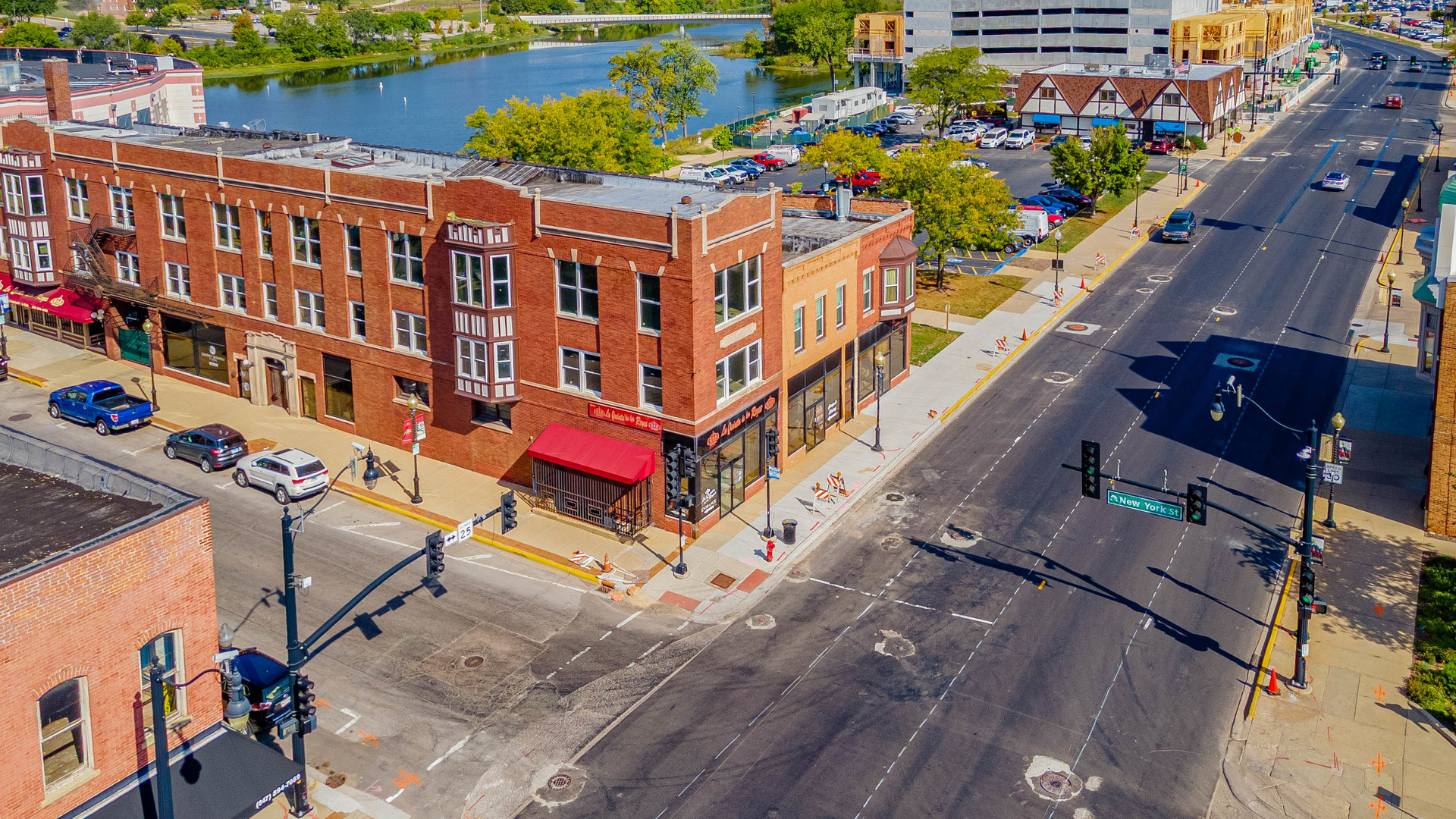 50 North Broadway Avenue Aurora IL 60505