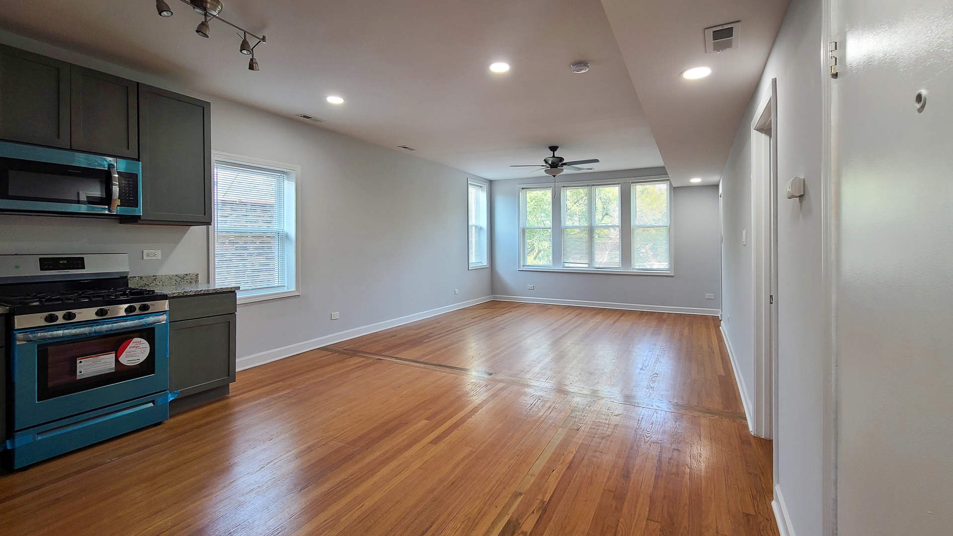 619 East Groveland Park Chicago IL 60653