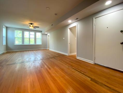 619 East Groveland Park Chicago IL 60653