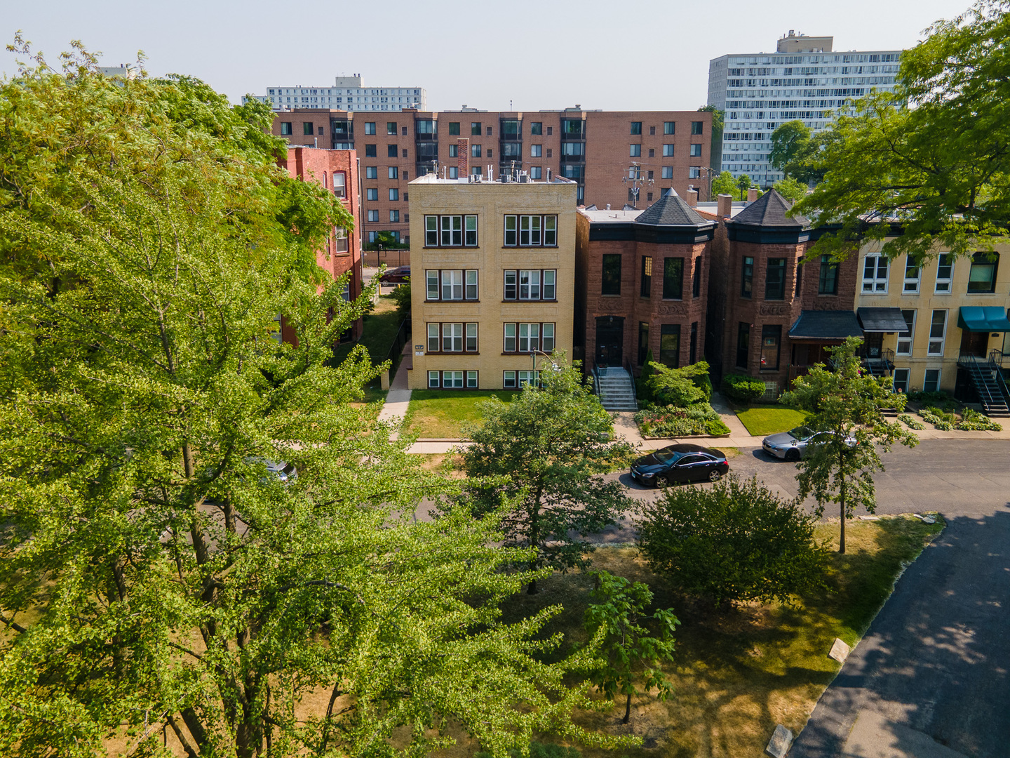 619 East Groveland Park Chicago IL 60653