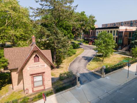 619 East Groveland Park Chicago IL 60653