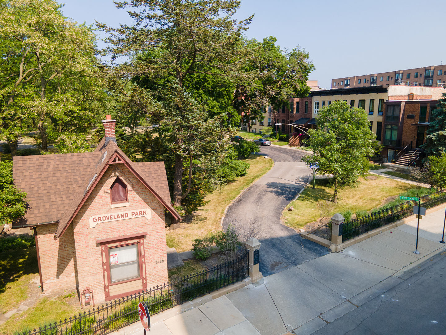 619 East Groveland Park Chicago IL 60653
