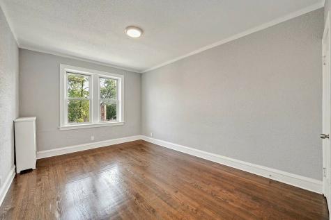 7600 South Phillips Avenue Chicago IL 60649