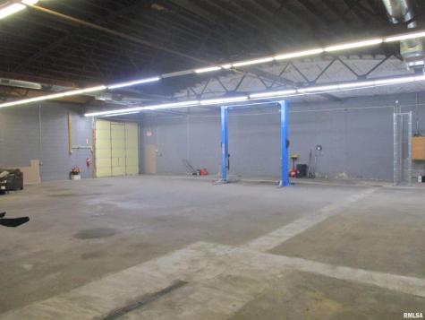 115 North Commercial Street Benton IL 62812