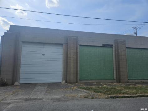115 North Commercial Street Benton IL 62812
