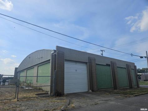 115 North Commercial Street Benton IL 62812