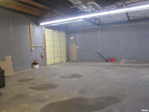 115 North Commercial Street Benton IL 62812