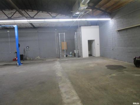 115 North Commercial Street Benton IL 62812
