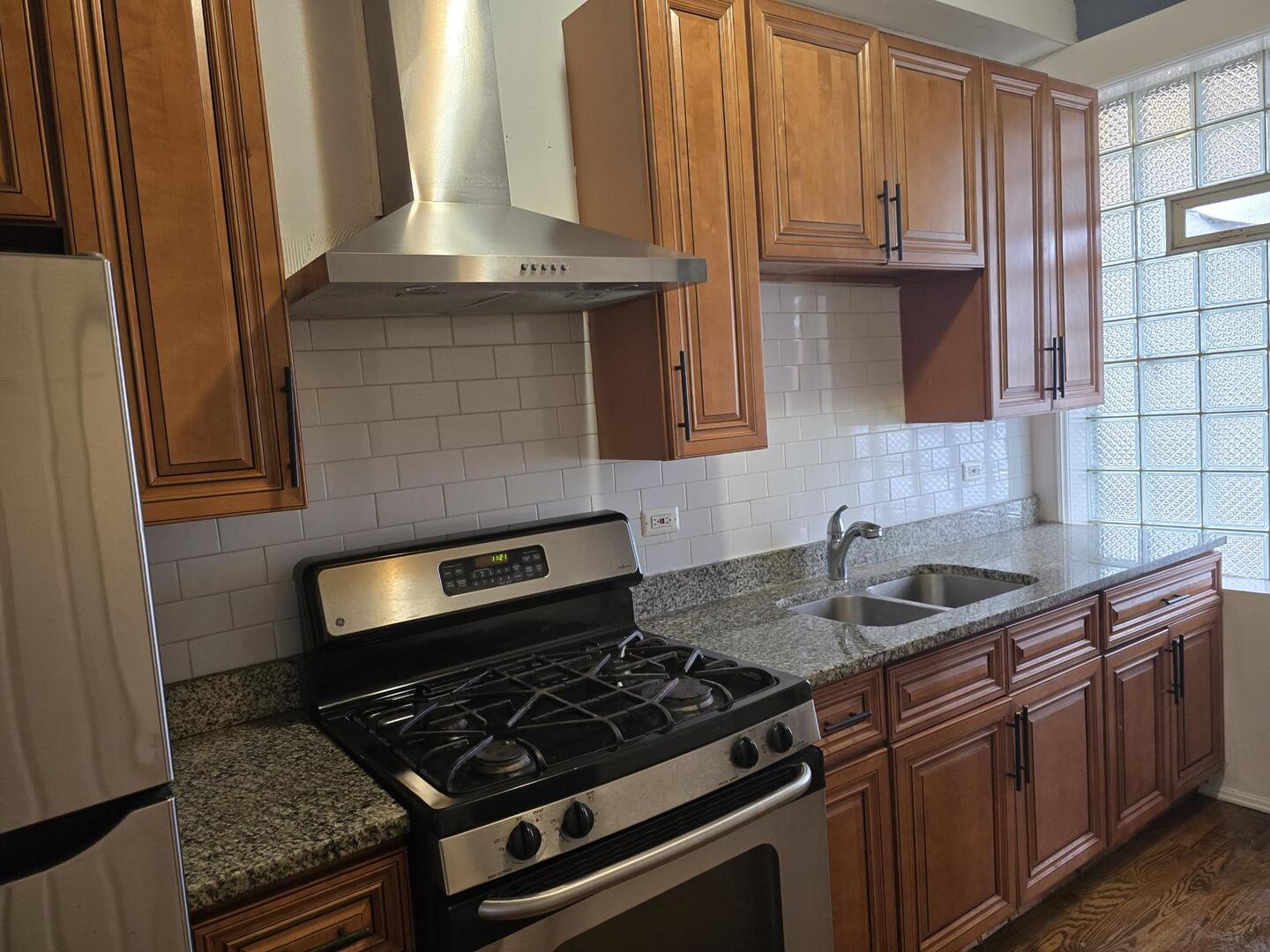 7317 South Union Avenue Chicago IL 60621