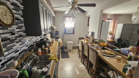 18707 Burnham Avenue Lansing IL 60438