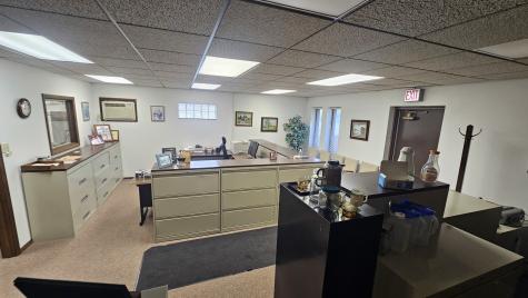 18707 Burnham Avenue Lansing IL 60438