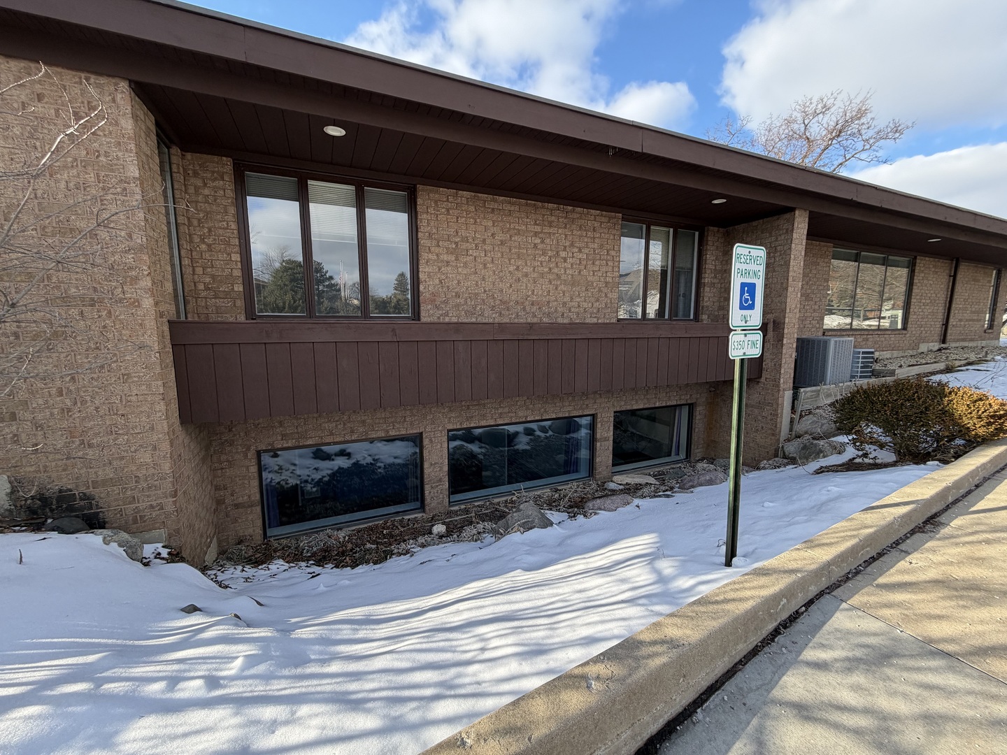 501-517 Thornhill Drive Carol Stream IL 60188