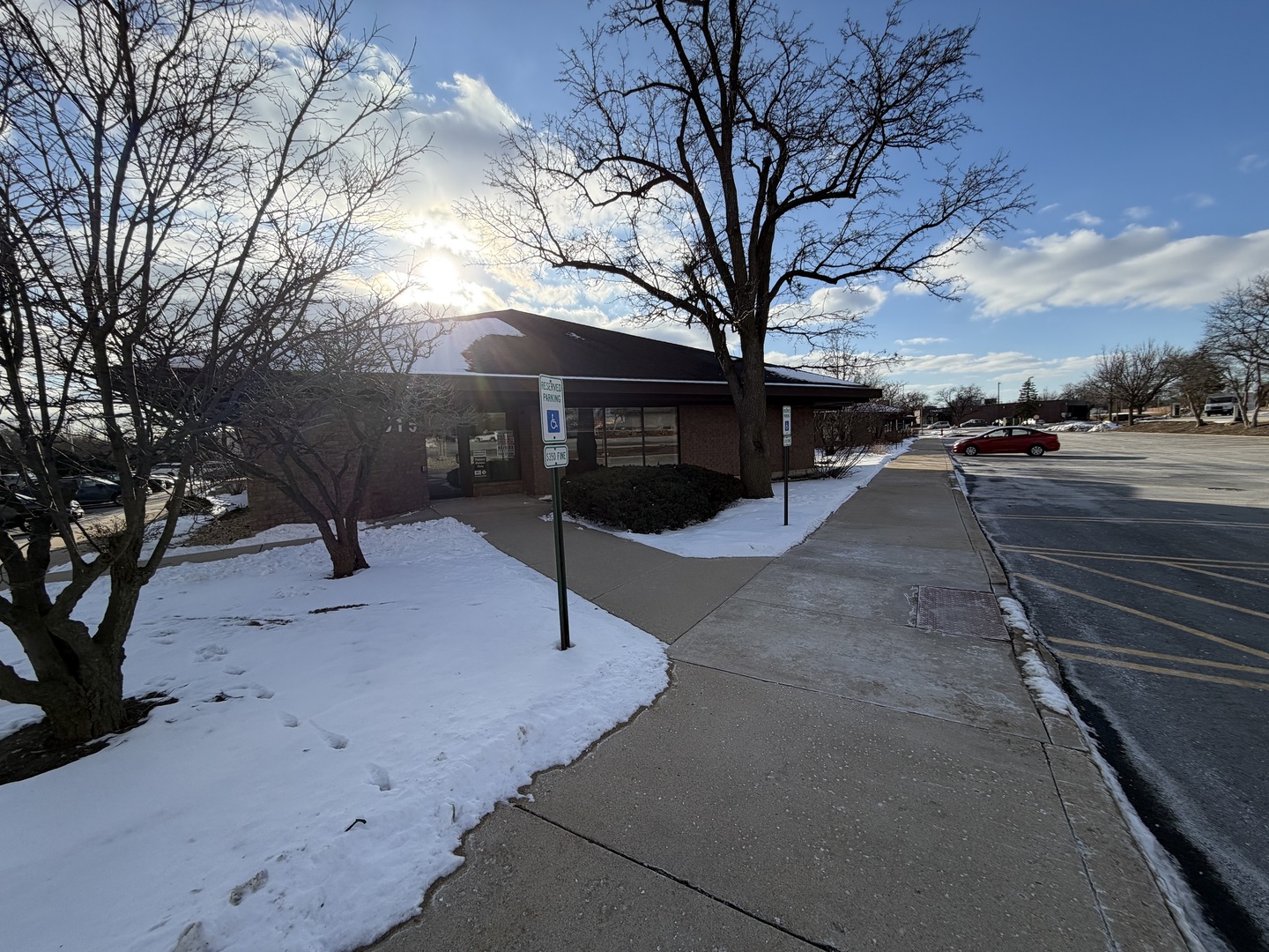 501-517 Thornhill Drive Carol Stream IL 60188
