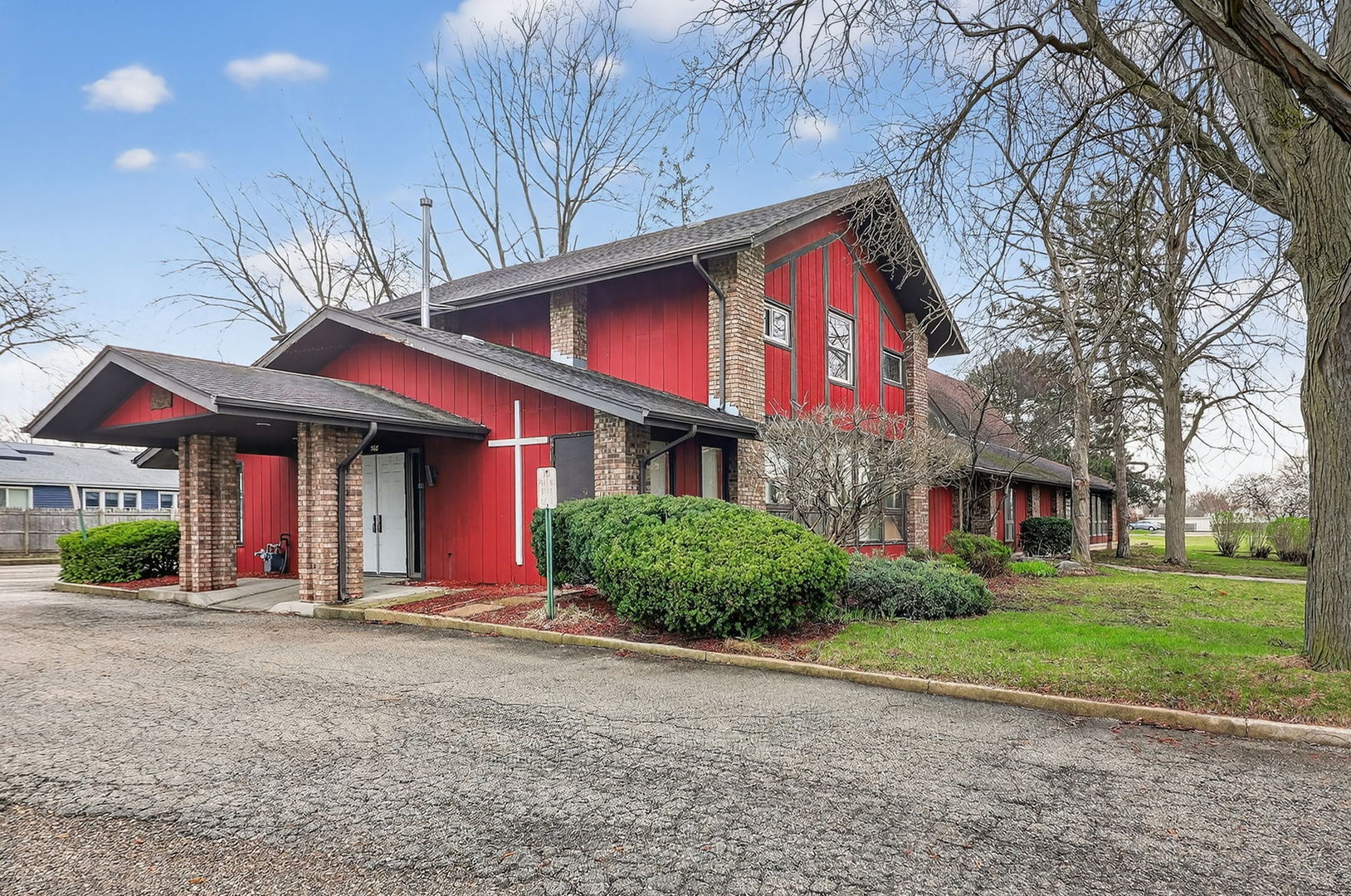308 West Robinhood Way Bolingbrook IL 60440