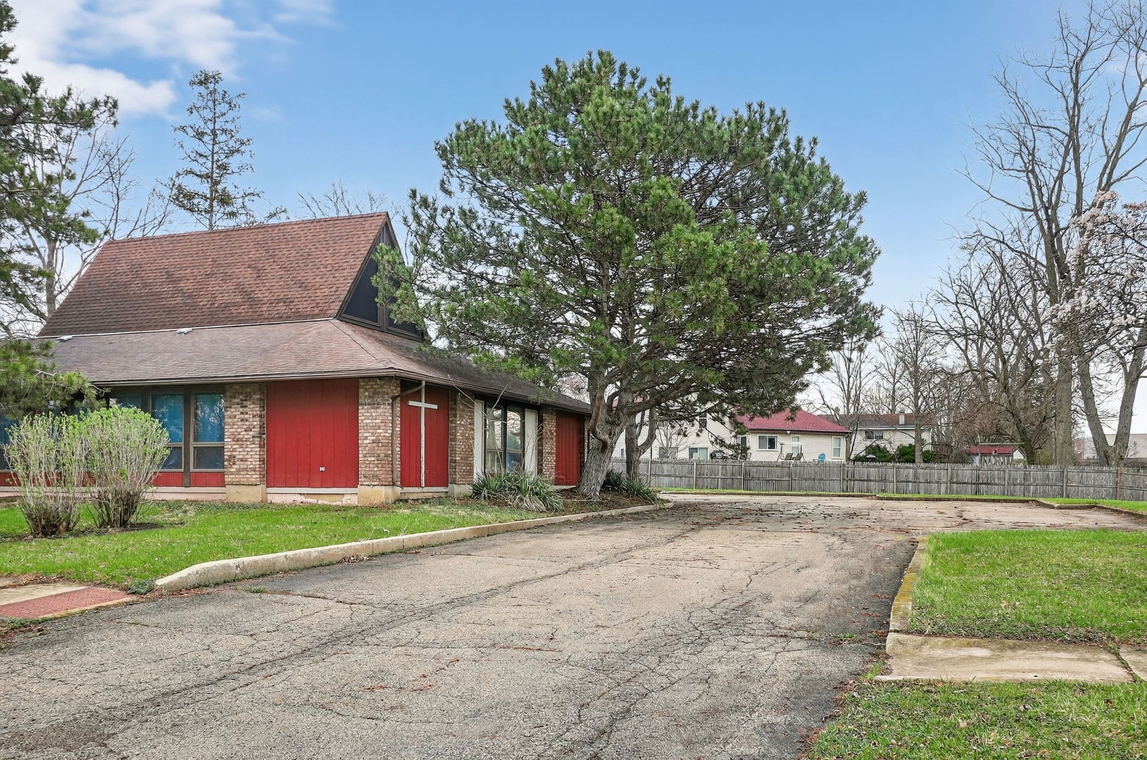 308 West Robinhood Way Bolingbrook IL 60440