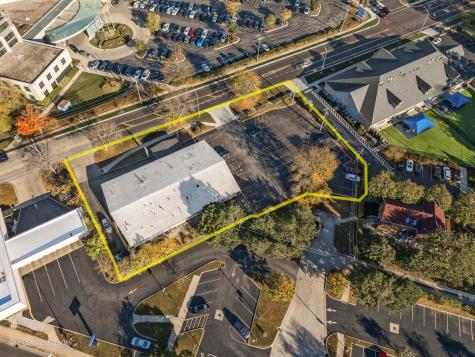 9631 Gross Point Road Skokie IL 60076
