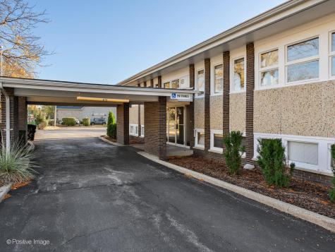 9631 Gross Point Road Skokie IL 60076