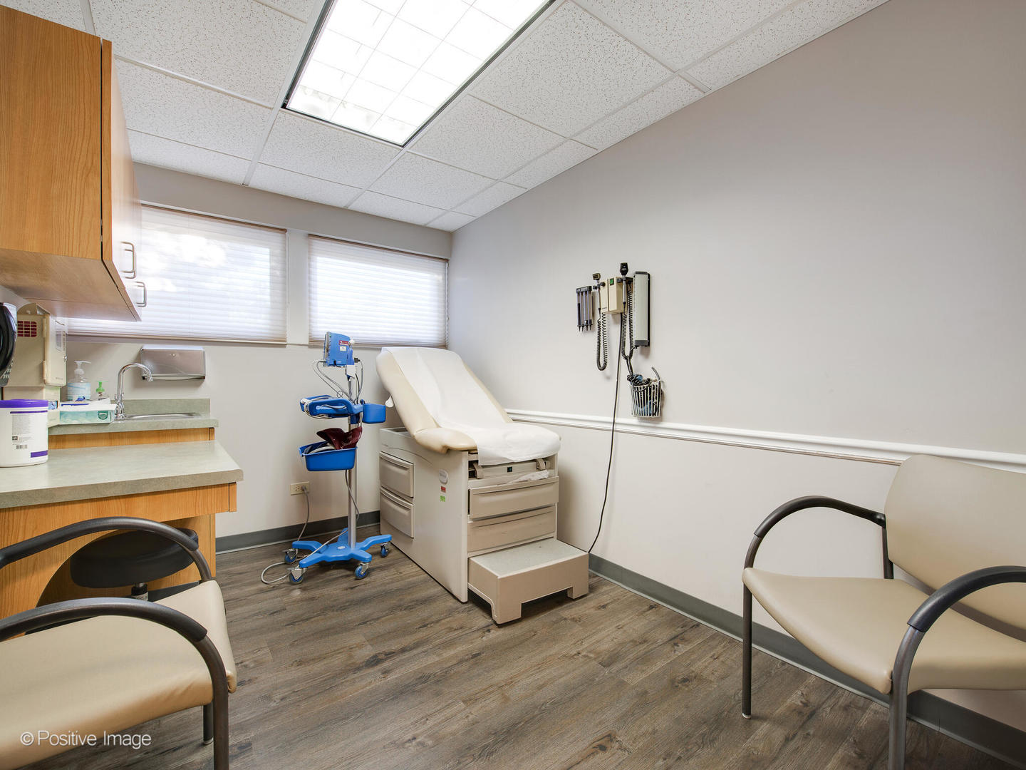9631 Gross Point Road Skokie IL 60076