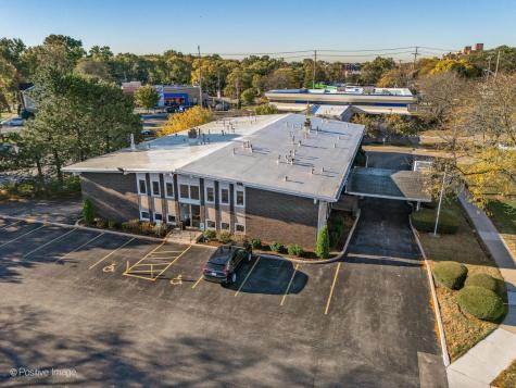 9631 Gross Point Road Skokie IL 60076
